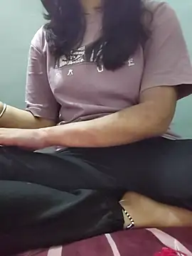 Laila Pahadi online show from 10.08.25