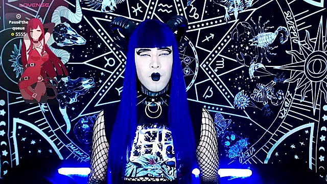 Snapshot of naomi_satan chatting on 10.23.25 naomi satan online show from 10.23.25