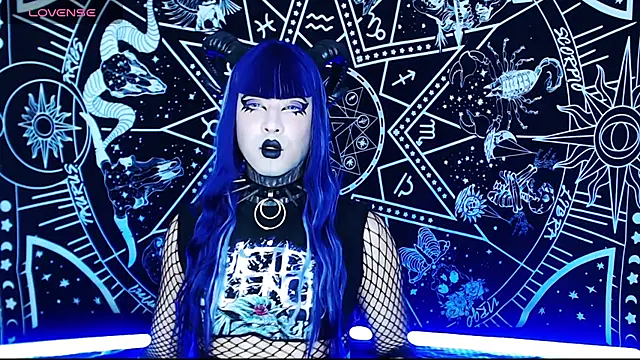 Snapshot of naomi_satan chatting on 02.14.26 naomi satan online show from 02.14.26