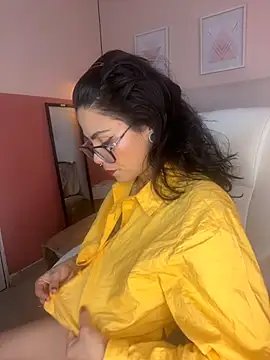 Snapshot of Esmeralda_CO chatting on 12.02.25 Esmeralda CO online show from 12.02.25