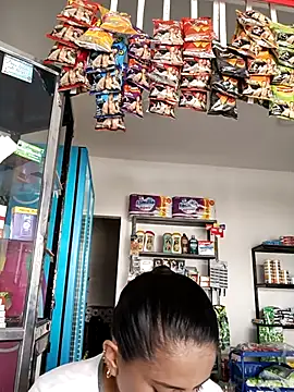 Snapshot of Titiss8921 chatting on 10.28.25 Titiss8921 online show from 10.28.25