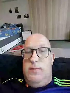 Snapshot of geilerd122 chatting on 10.07.25 geilerd122 online show from 10.07.25