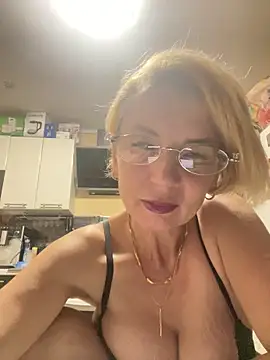 Snapshot of natasha251 chatting on 11.01.25 natasha251 online show from 11.01.25