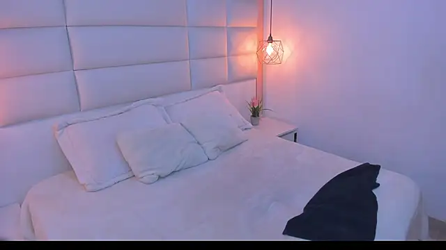 Salome Smitth 1 online show from 04.08.26