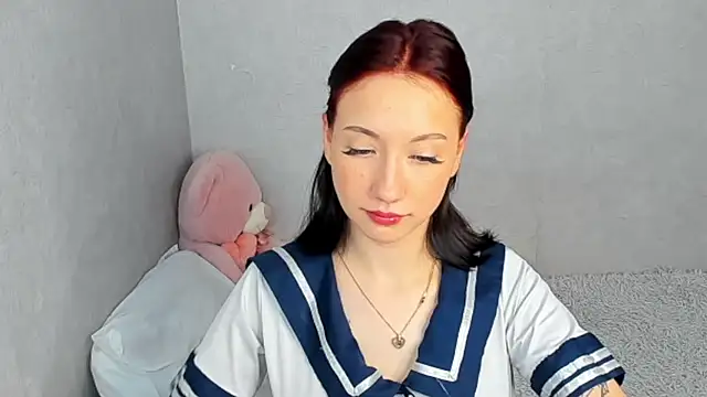 EileenMoores online show from 04.17.26