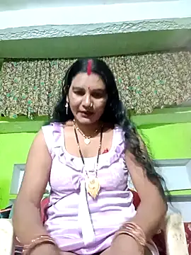 Snapshot of ZIVAA chatting on 03.04.26 ZIVAA online show from 03.04.26