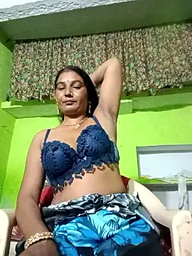 Snapshot of ZIVAA chatting on 03.17.26 ZIVAA online show from 03.17.26