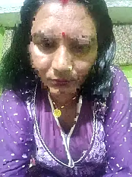 Snapshot of ZIVAA chatting on 03.31.26 ZIVAA online show from 03.31.26