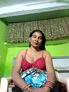 Snapshot of ZIVAA chatting on 04.01.26 ZIVAA online show from 04.01.26