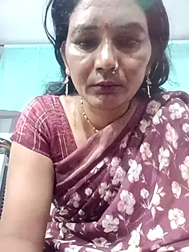 Snapshot of ZIVAA chatting on 04.08.26 ZIVAA online show from 04.08.26