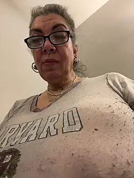 dieseldame1313 online show from 02.13.25