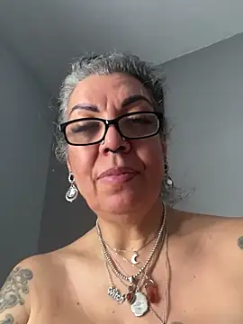 dieseldame1313 online show from 03.10.25