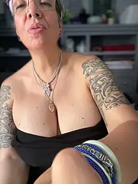 dieseldame1313 online show from 02.24.26