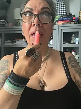 dieseldame1313 online show from 07.06.26