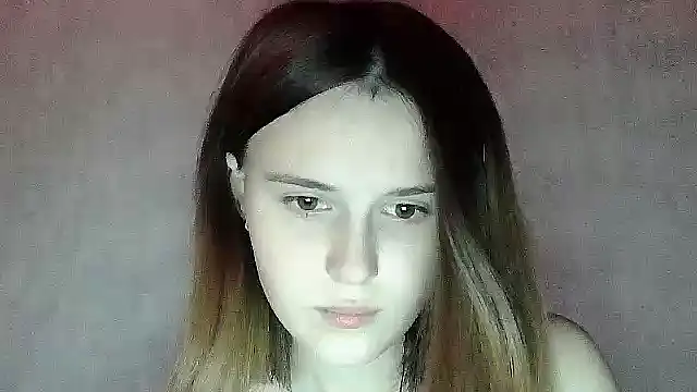 SweetLoraa online show from 10.24.25