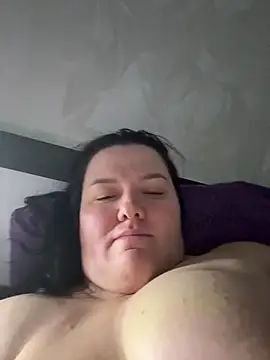 SunnyLeila2101 online show from 02.27.26