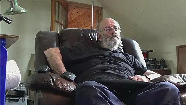 Snapshot of janzer13 chatting on 01.07.26 janzer13 online show from 01.07.26