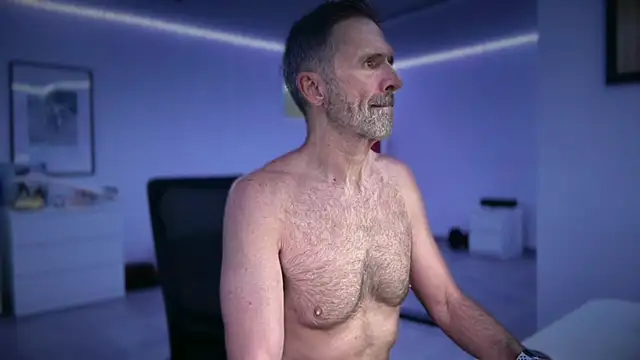 Snapshot of cumwithbrad chatting on 06.02.26 cumwithbrad online show from 06.02.26
