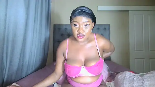 Snapshot of nanababe1 chatting on 02.12.25 nanababe1 online show from 02.12.25