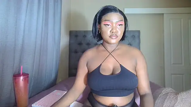 Snapshot of nanababe1 chatting on 03.22.25 nanababe1 online show from 03.22.25