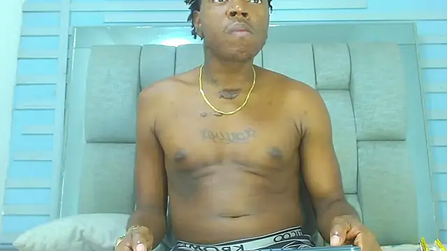 Snapshot of Black_Fire10 chatting on 11.20.25 Black Fire10 online show from 11.20.25