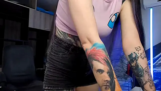 HighelikeGirl online show from 09.25.25