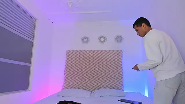 KingStark  online show from 10.31.25