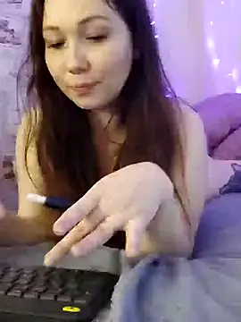 Snapshot of _San_Sara_ chatting on 01.12.25 San Sara online show from 01.12.25