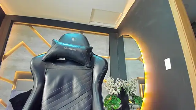 VenusBlazer online show from 10.17.25