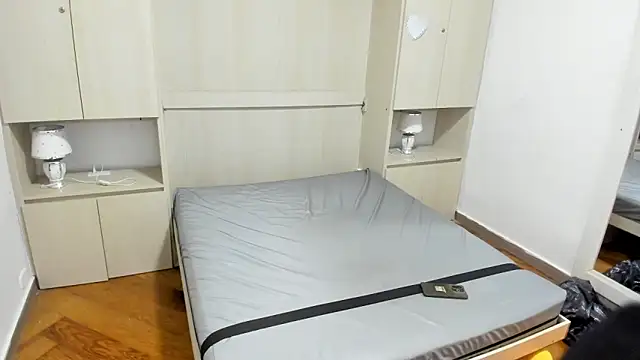 LilyWhitney online show from 03.19.26