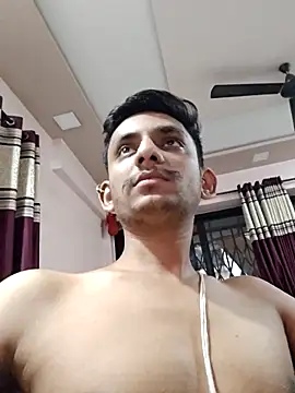 yung cplz online show from 10.13.25