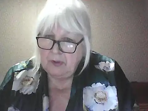 Alexia64231 online show from 04.22.26