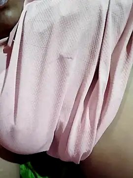 Snapshot of Bhabi-Hot0 chatting on 11.22.25 Bhabi-Hot0 online show from 11.22.25