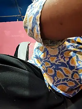 Snapshot of Bhabi-Hot0 chatting on 11.26.25 Bhabi-Hot0 online show from 11.26.25