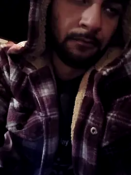 Julians26ne online show from 04.18.26