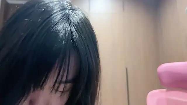 Lilium-520 online show from 12.17.25