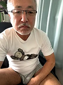 Snapshot of gholly2007 chatting on 09.28.25 gholly2007 online show from 09.28.25