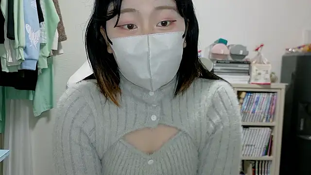 Snapshot of MIKE_chan chatting on 02.09.26 MIKE chan online show from 02.09.26