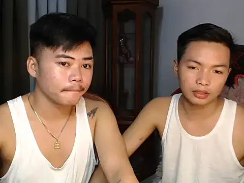 hot emman online show from 09.16.25