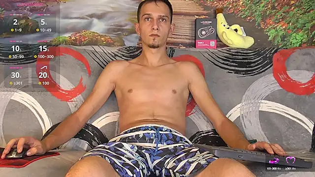 Snapshot of AxelMassimo chatting on 10.11.25 AxelMassimo online show from 10.11.25