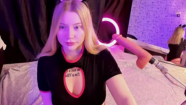 Lillie Berry online show from 11.30.25