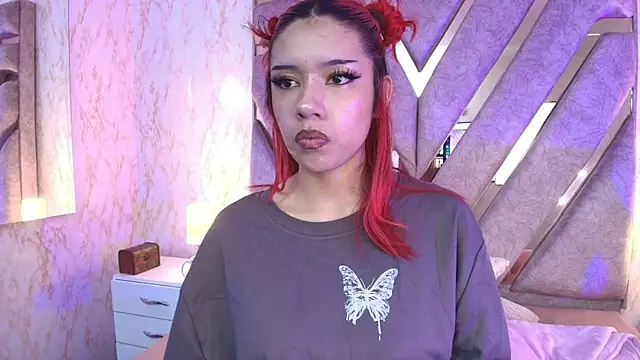 Snapshot of redd_pandaa chatting on 11.15.25 redd pandaa online show from 11.15.25