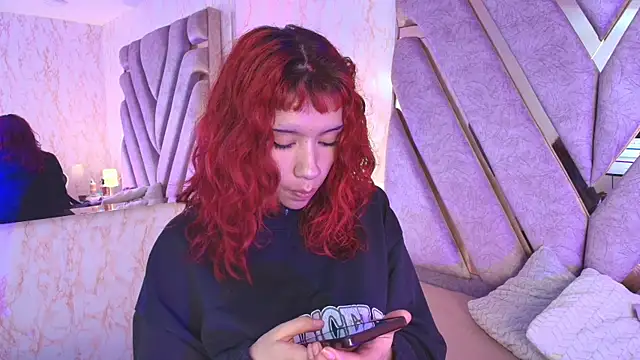 Snapshot of redd_pandaa chatting on 11.26.25 redd pandaa online show from 11.26.25