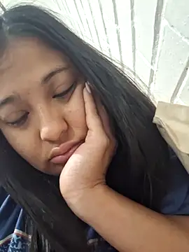 lupittta online show from 10.11.25