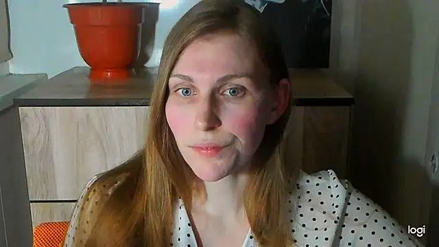 JuliaMuuun online show from 07.13.26