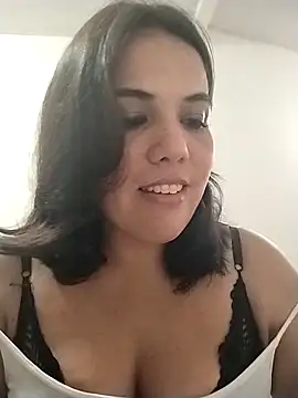 Bellapotencia1985 online show from 09.20.25