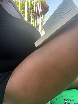 Snapshot of Ozimpho chatting on 09.19.25 Ozimpho online show from 09.19.25