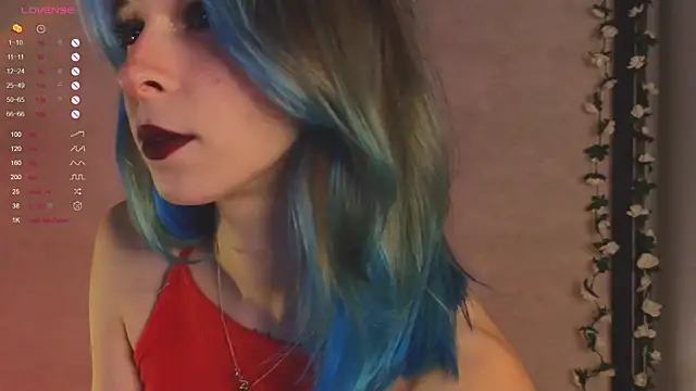 Snapshot of MiSeki chatting on 11.28.25 MiSeki online show from 11.28.25