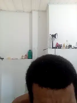 moreno25centimetro online show from 09.18.25