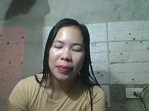 Snapshot of pinaysinglemommm chatting on 10.01.25 pinaysinglemommm online show from 10.01.25